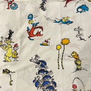Pottery Barn Kids DR. SEUSS Twin Sheet Set Lorax Horton Catvery good condition.